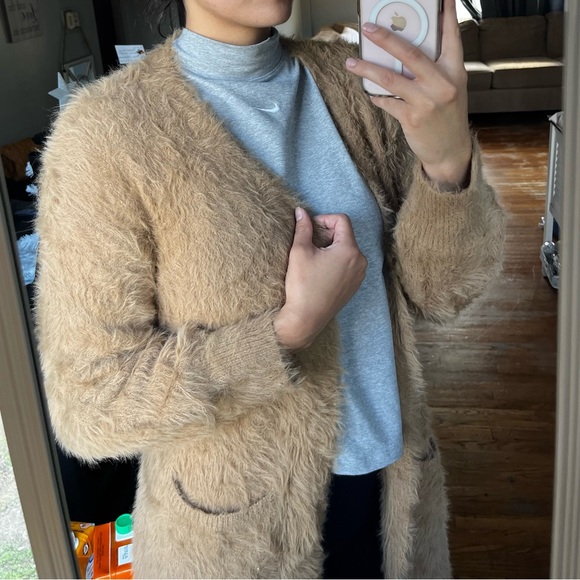Light brown furry cardigan - Picture 4 of 8